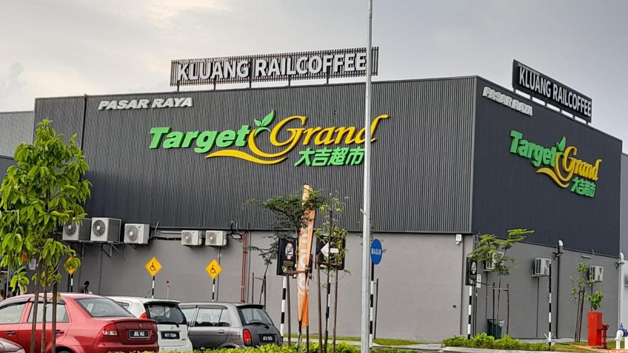 Idaman Maya Keluang Exteriér fotografie